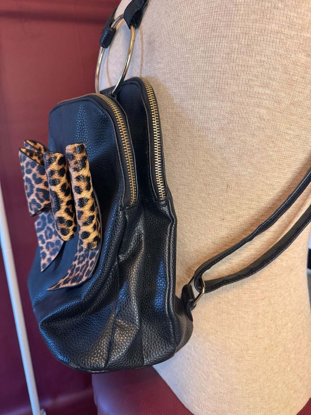 Crossi Leopard Bow-Detail Mini Backpack - Picture 2 of 11